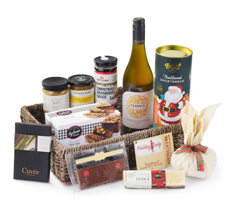 Vintage Fayre - Christmas Basket